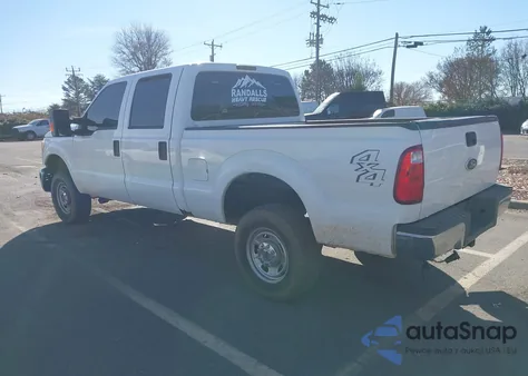 2015 Ford F-250 Xl z USA, uszkodzony, nr VIN 1FT7W2B64FEB83070